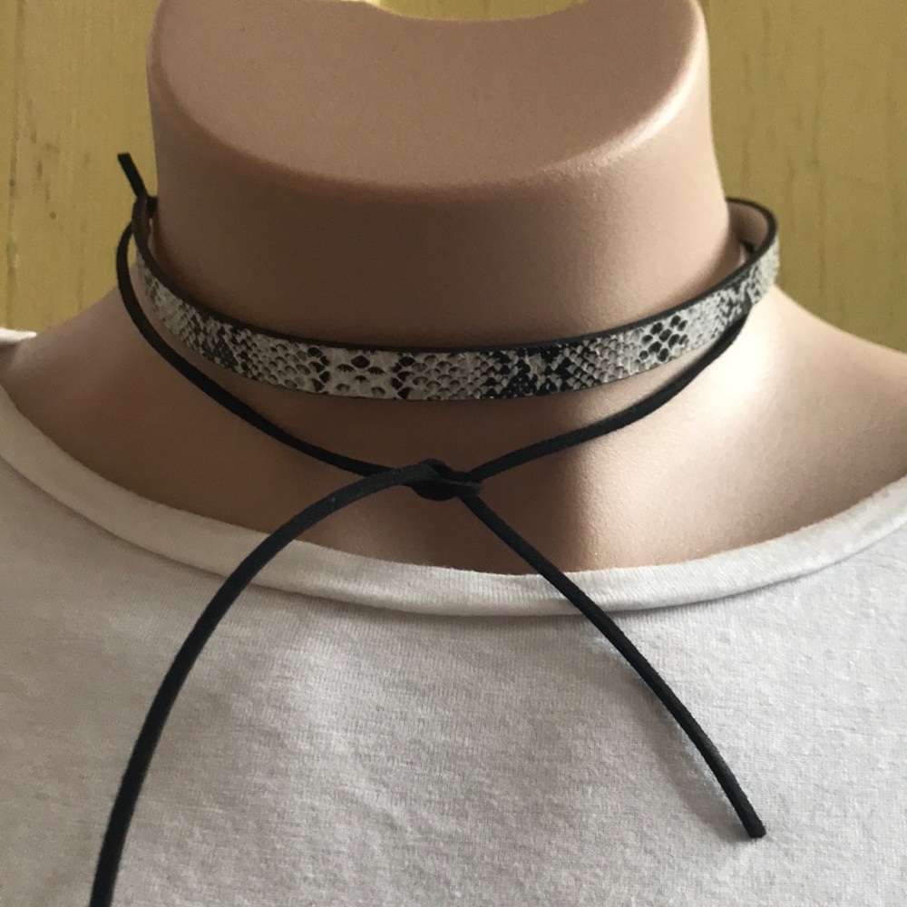🎀BRAND NEW FROM BOUTIQUE🎀Choker